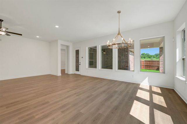 2091 Pine Grove Lane, Arlington, TX 76005