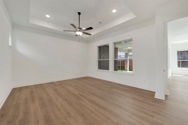 2091 Pine Grove Lane, Arlington, TX 76005