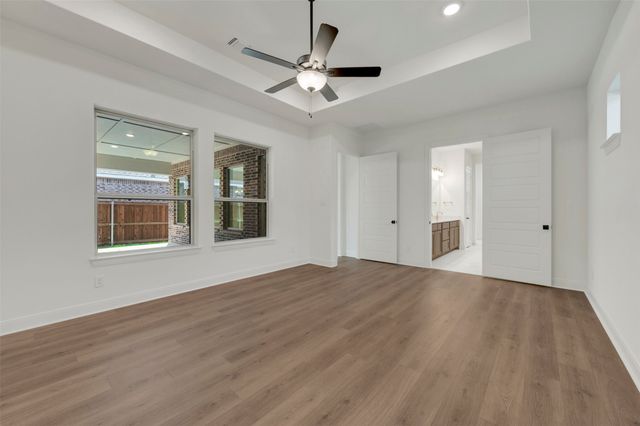 2091 Pine Grove Lane, Arlington, TX 76005