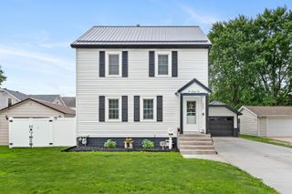 222 E Pearl Street, Geneseo, IL 61254