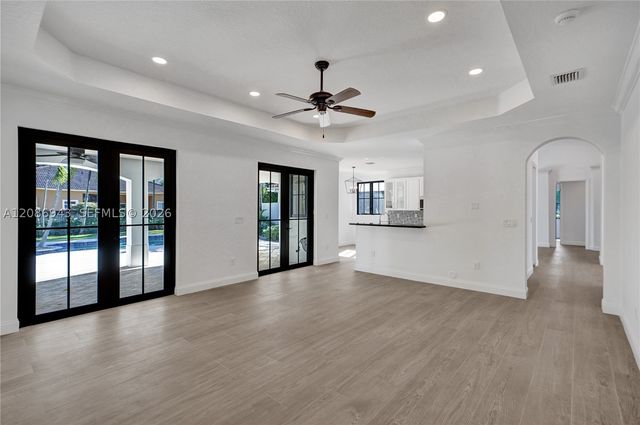 7935 SW 168th St, Palmetto Bay, FL 33157