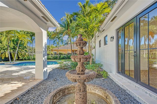 7935 SW 168th St, Palmetto Bay, FL 33157