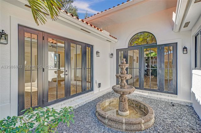7935 SW 168th St, Palmetto Bay, FL 33157