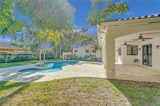 7935 SW 168th St, Palmetto Bay, FL 33157