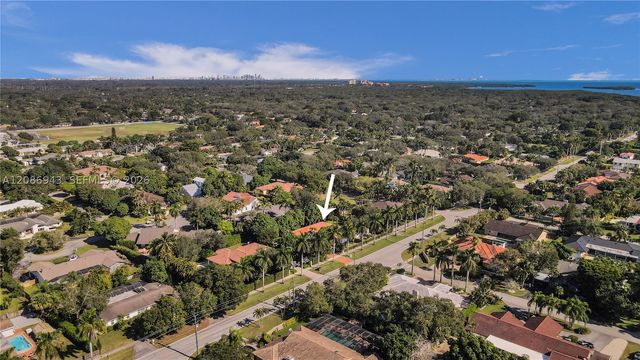 7935 SW 168th St, Palmetto Bay, FL 33157