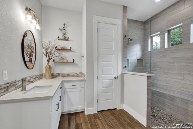 1235 smoky loop, New Braunfels, TX 78132