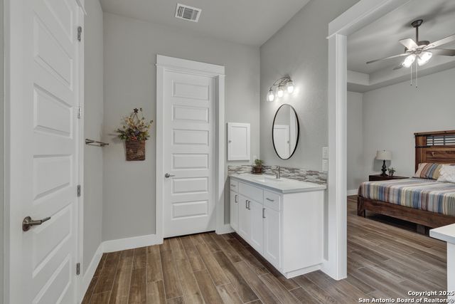 1235 smoky loop, New Braunfels, TX 78132