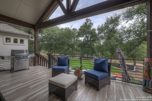 1235 smoky loop, New Braunfels, TX 78132