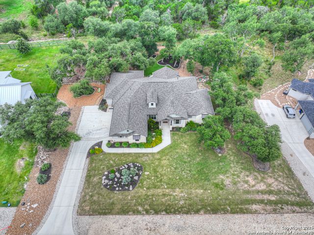 1235 smoky loop, New Braunfels, TX 78132