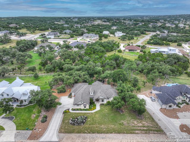 1235 smoky loop, New Braunfels, TX 78132