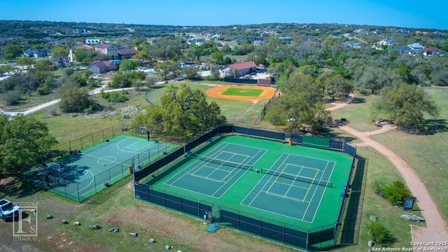 1235 smoky loop, New Braunfels, TX 78132