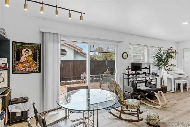 1651 S Juniper St 242, Escondido, CA 92025