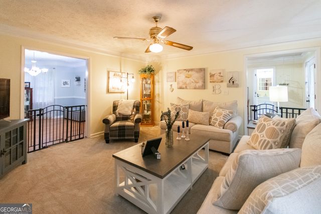 25 Stephanie Drive, Newnan, GA 30265