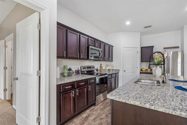 1261 ANCHOR BEND DRIVE, Ruskin, FL 33570