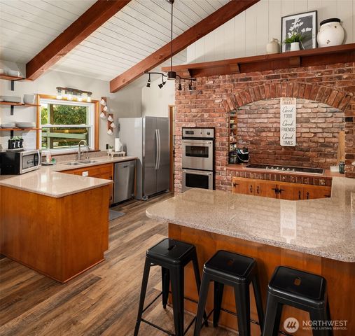 405 Lakeshore Drive, Centralia, WA 98531