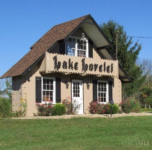 742 Odenwald Drive, Fayetteville, OH 45118