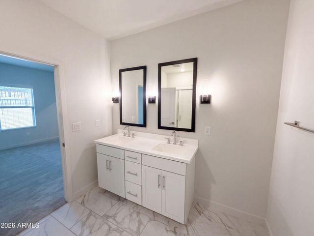 3052 W BENT TREE Drive, Phoenix, AZ 85083