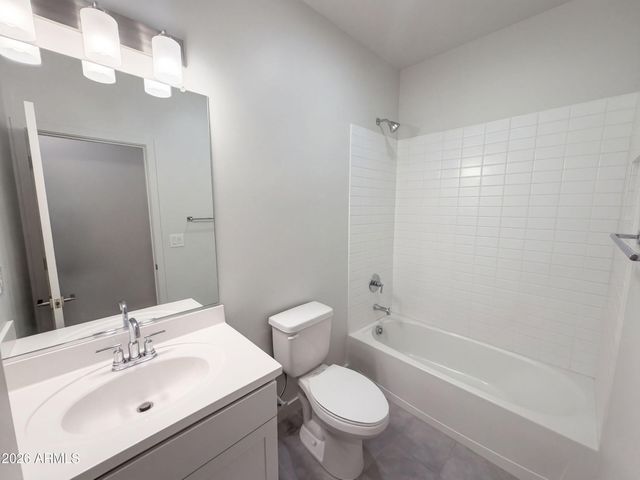 3052 W BENT TREE Drive, Phoenix, AZ 85083