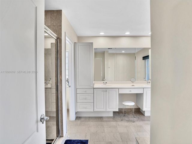 20780 NE 32nd Avenue, Aventura, FL 33180