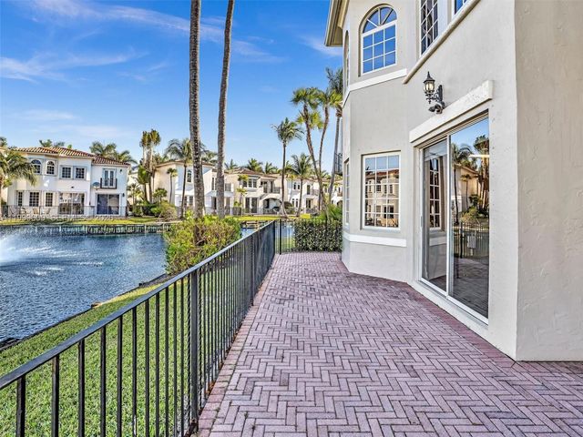 20780 NE 32nd Avenue, Aventura, FL 33180