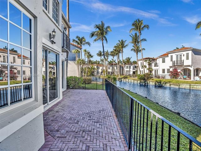 20780 NE 32nd Avenue, Aventura, FL 33180