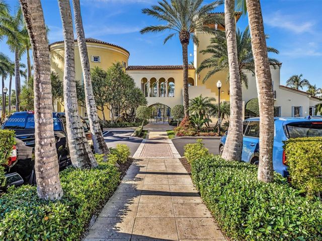20780 NE 32nd Avenue, Aventura, FL 33180