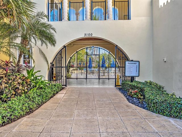 20780 NE 32nd Avenue, Aventura, FL 33180
