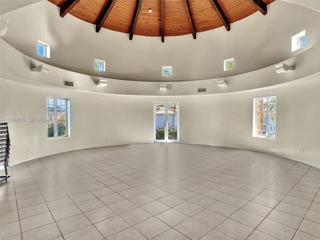 20780 NE 32nd Avenue, Aventura, FL 33180