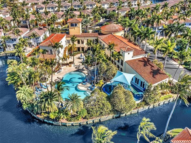 20780 NE 32nd Avenue, Aventura, FL 33180