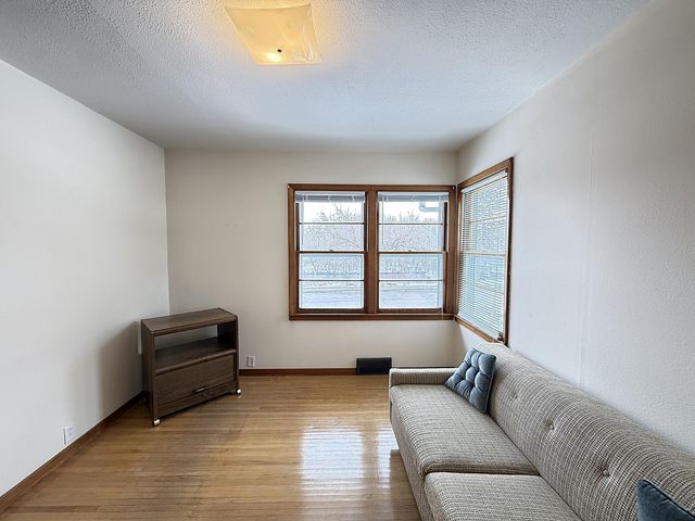 31 W Wilkening Avenue, Appleton, MN 56208