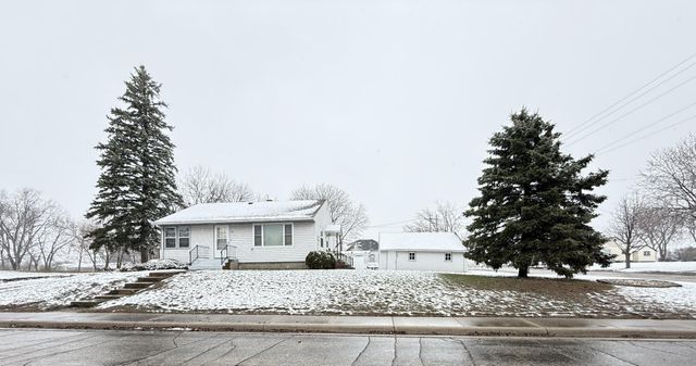 31 W Wilkening Avenue, Appleton, MN 56208