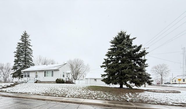 31 W Wilkening Avenue, Appleton, MN 56208