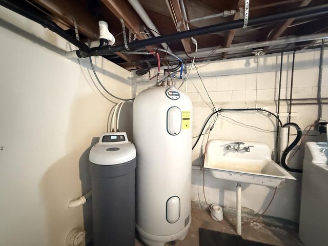 31 W Wilkening Avenue, Appleton, MN 56208