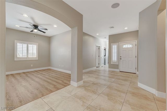 4437 Verdiccio Avenue, Las Vegas, NV 89141