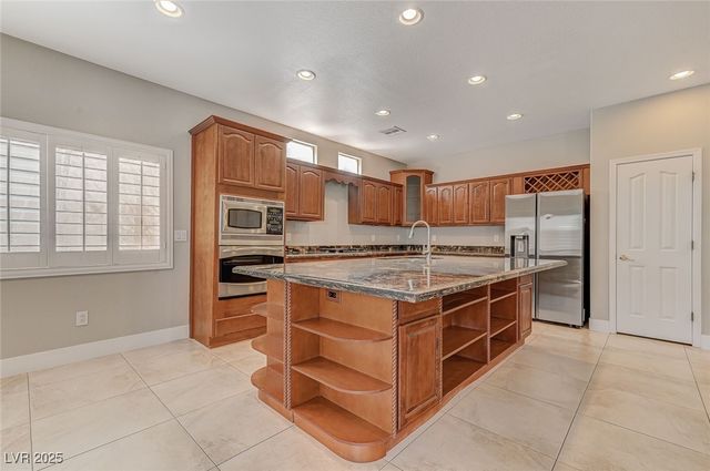 4437 Verdiccio Avenue, Las Vegas, NV 89141