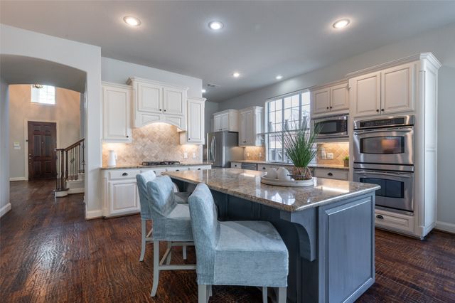 8208 Craftsbury Lane, Mckinney, TX 75071