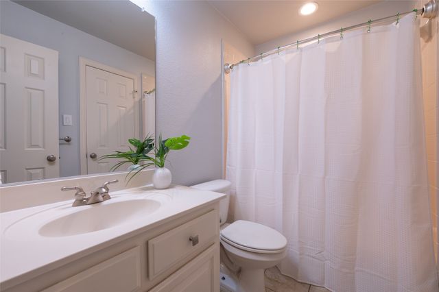 8208 Craftsbury Lane, Mckinney, TX 75071