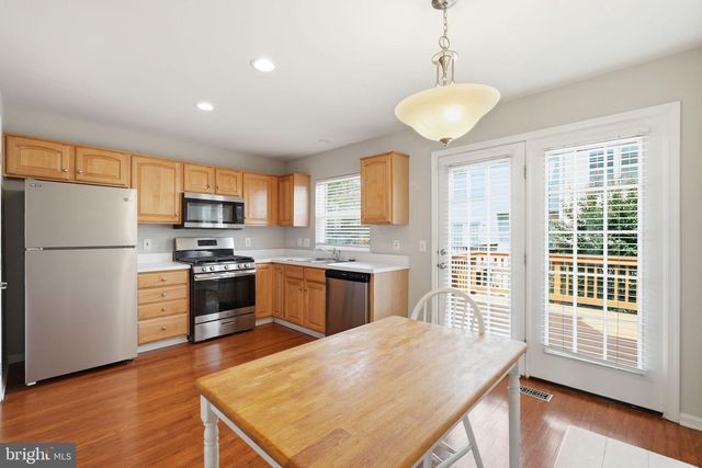 6374 MICHAEL ROBERT DR, Springfield, VA 22150