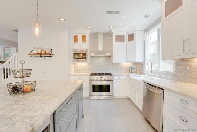 548 Via Del Caballo, San Marcos, CA 92078