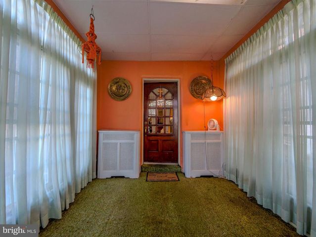 6202 ELLSWORTH ST, Philadelphia, PA 19143