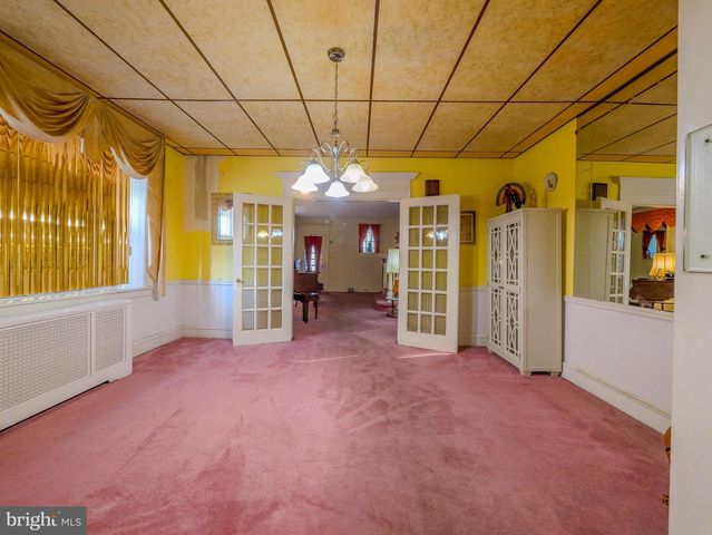 6202 ELLSWORTH ST, Philadelphia, PA 19143