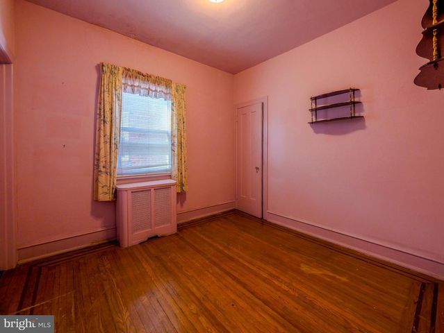 6202 ELLSWORTH ST, Philadelphia, PA 19143