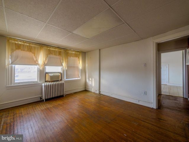 6202 ELLSWORTH ST, Philadelphia, PA 19143