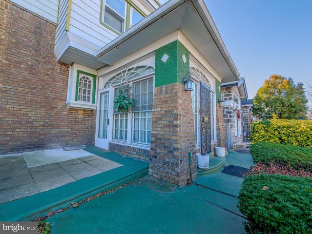 6202 ELLSWORTH ST, Philadelphia, PA 19143