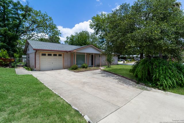 3667 VERSAILLES DR, San Antonio, TX 78219