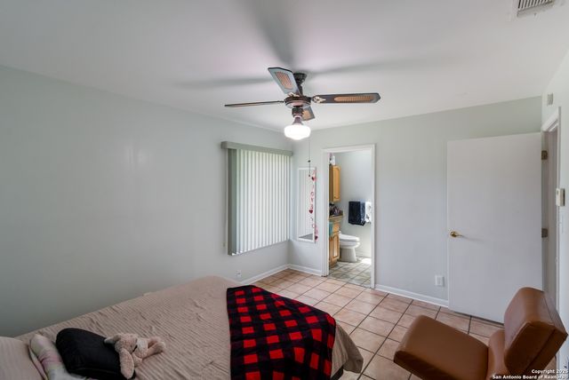 3667 VERSAILLES DR, San Antonio, TX 78219