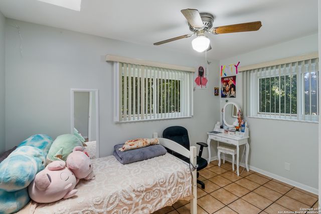 3667 VERSAILLES DR, San Antonio, TX 78219