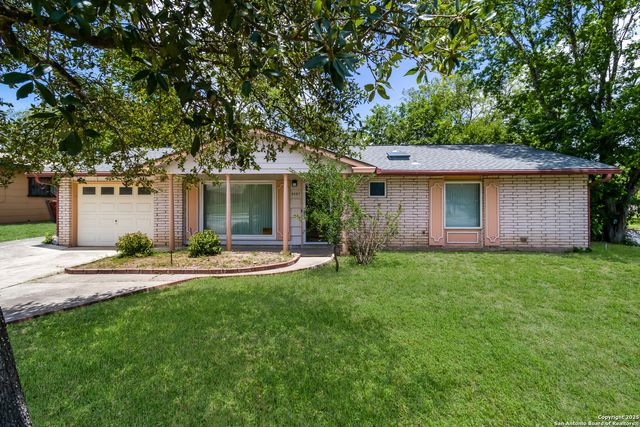 3667 VERSAILLES DR, San Antonio, TX 78219