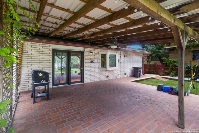 3667 VERSAILLES DR, San Antonio, TX 78219