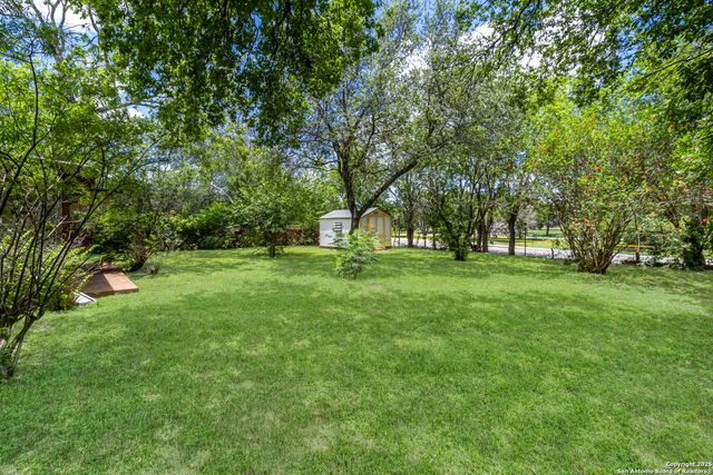 3667 VERSAILLES DR, San Antonio, TX 78219